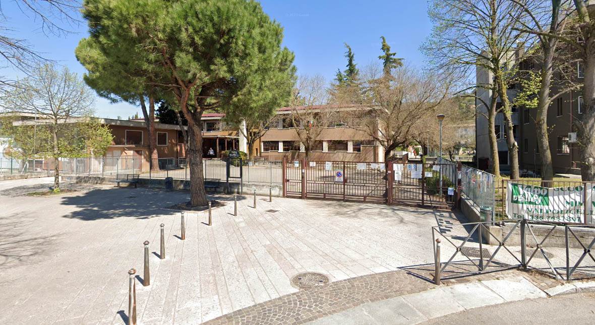 Scuola media Parona