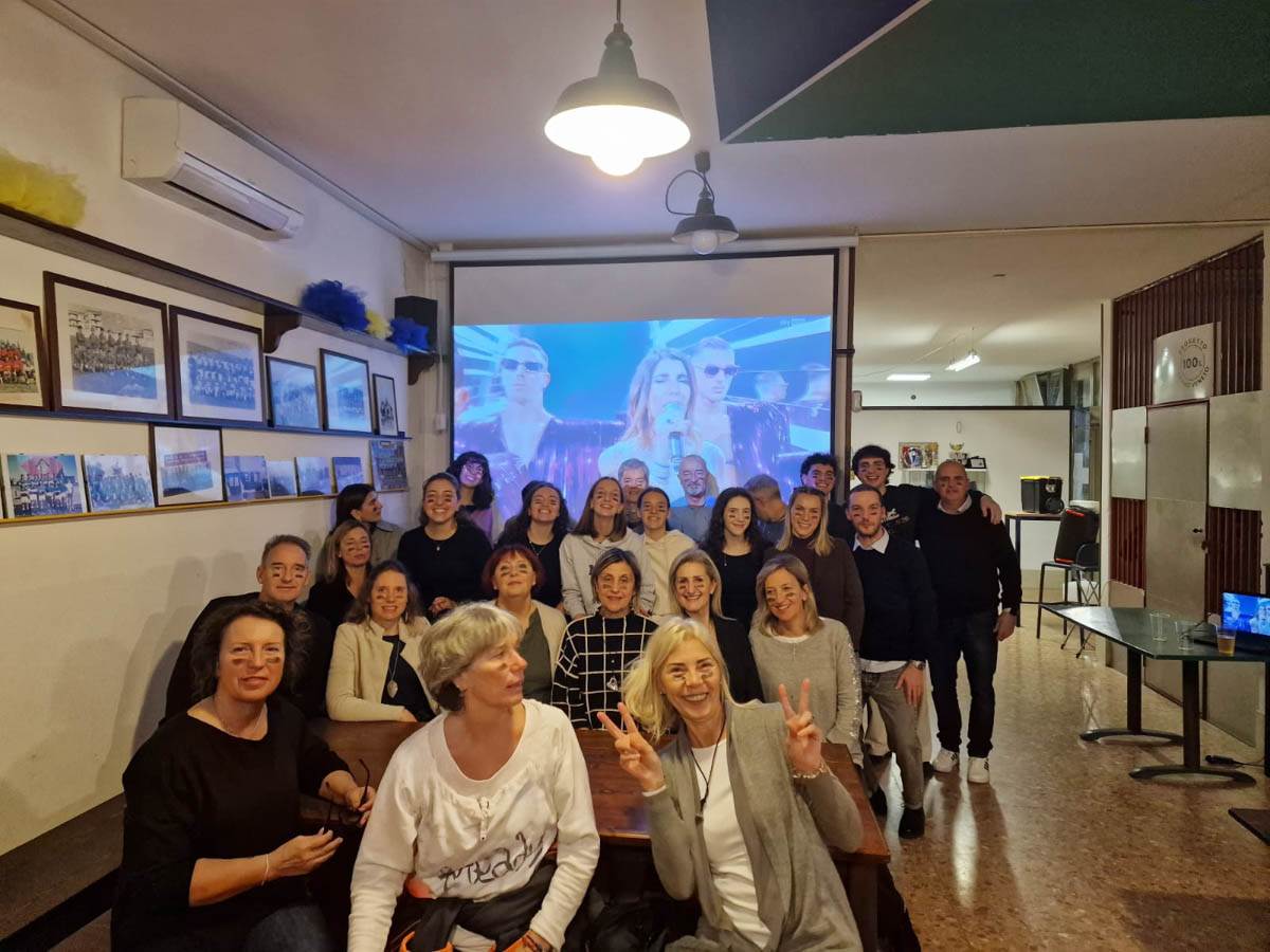 The Foolz supporter fan Giovanni Birtele Gustoteca