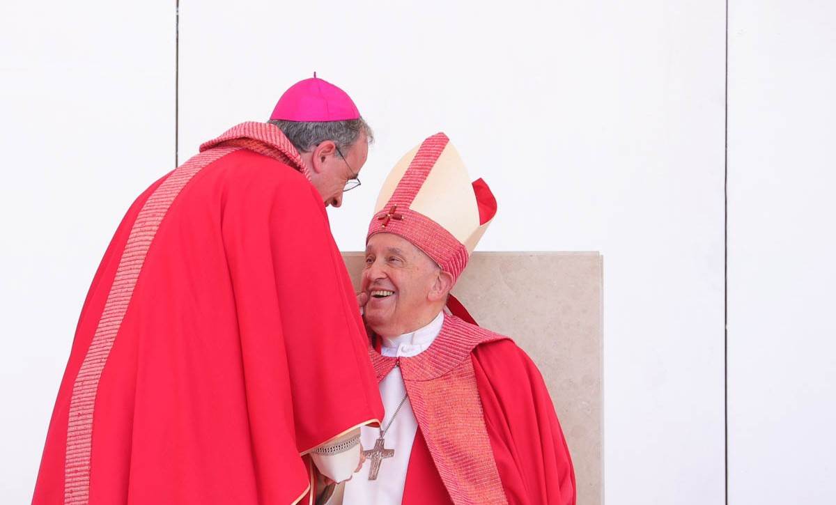 Mons. Domenico Pompili e Papa Francesco a Verona