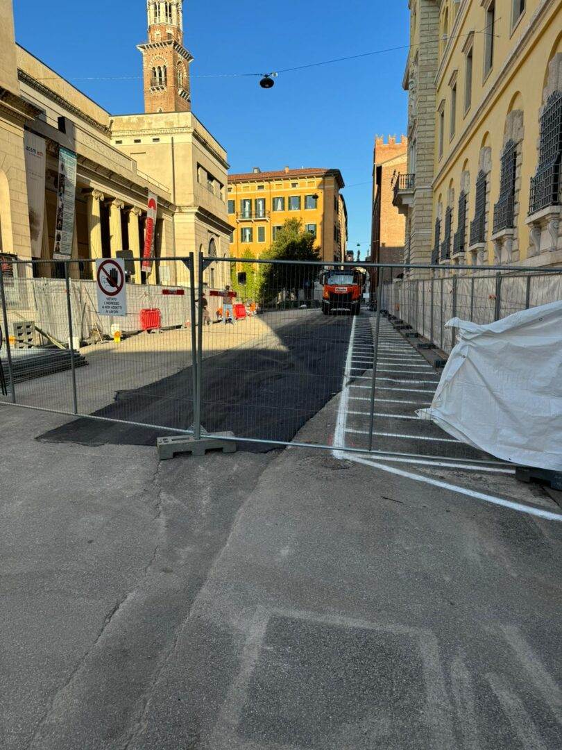 Piazza Viviani, a Verona