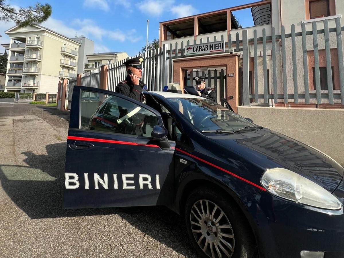 Carabinieri Parona - stalking