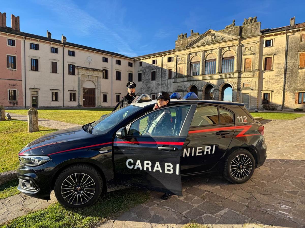 Carabinieri - castel d'azzano
