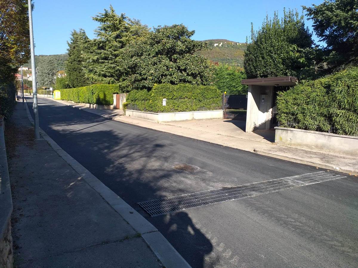 Santa Maria in Stelle - lavori condutture via Pantheon