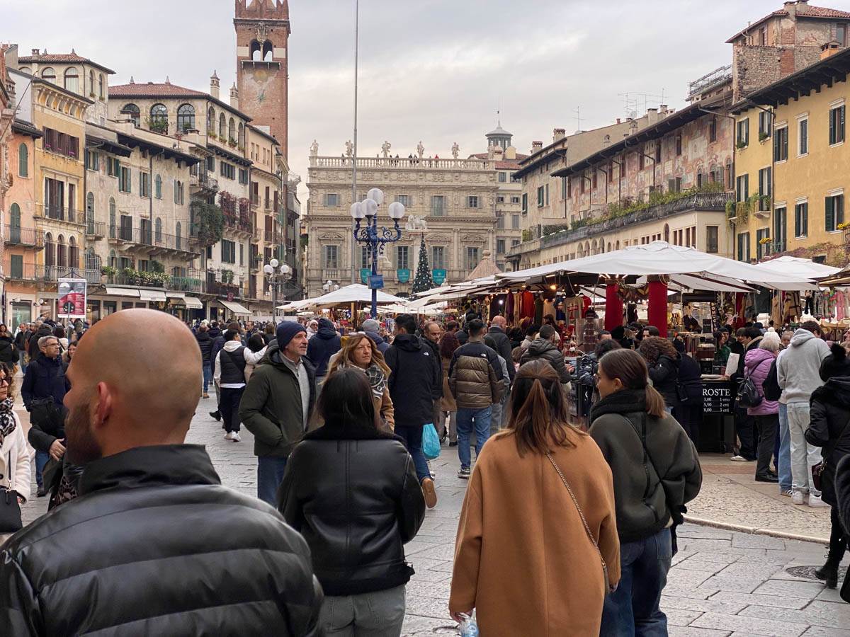 Verona - piazza Erbe 24-11-2024