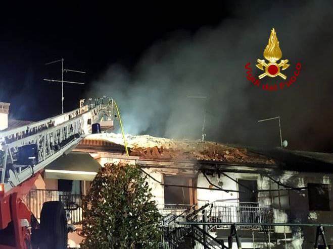 Vigili del fuoco - Incendio Albaredo d'Adige