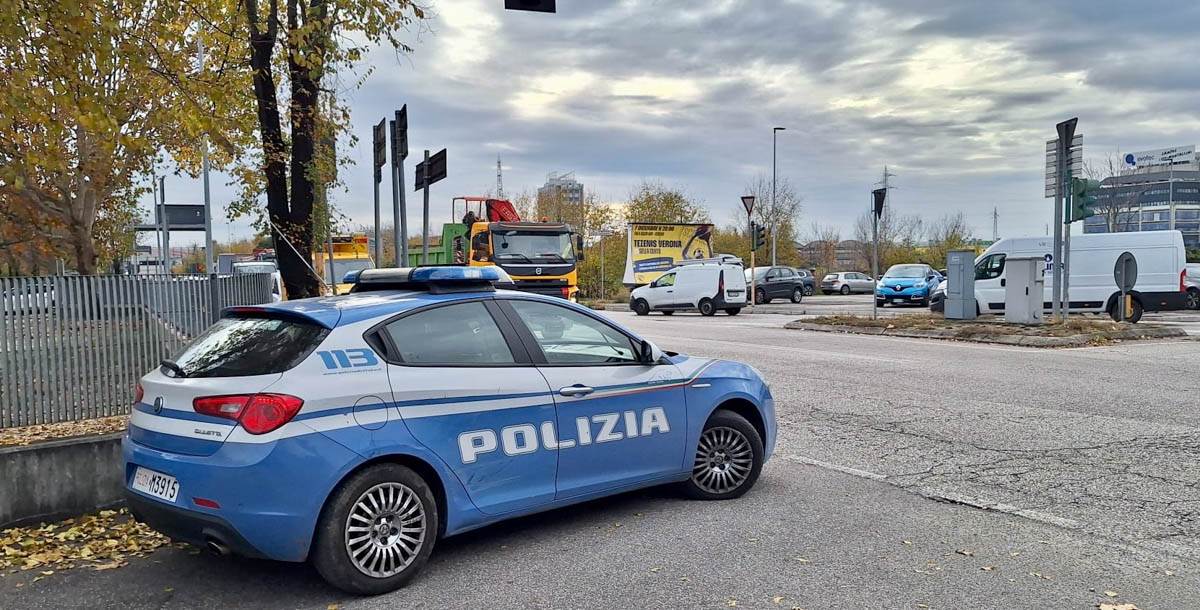 04.12.2024 - Volanti - Resistenza e violenza a p.u., minacce aggravate a pp.uu. e detenzione ai fini di spaccio.