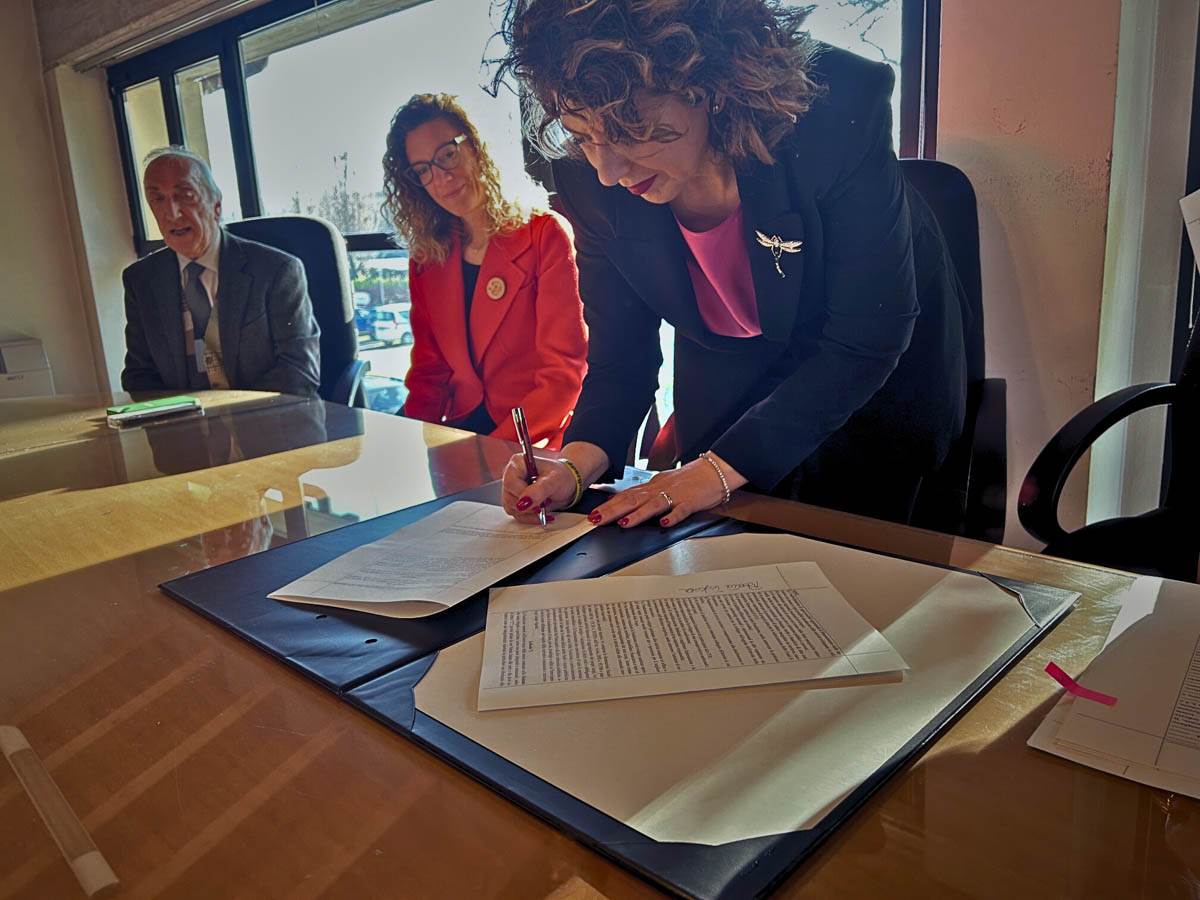Cer Povegliano Veronese. Sottoscrizione da parte della sindaca Tedeschi