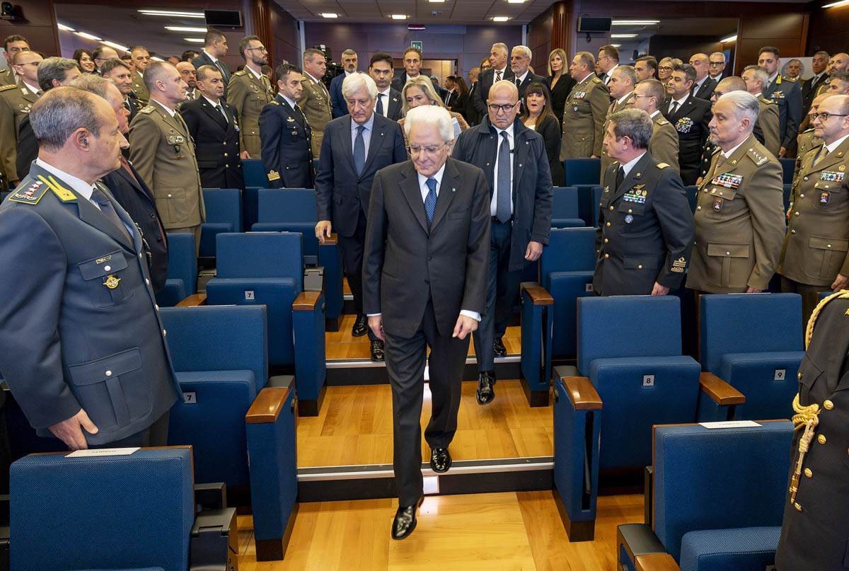 Mattarella militari