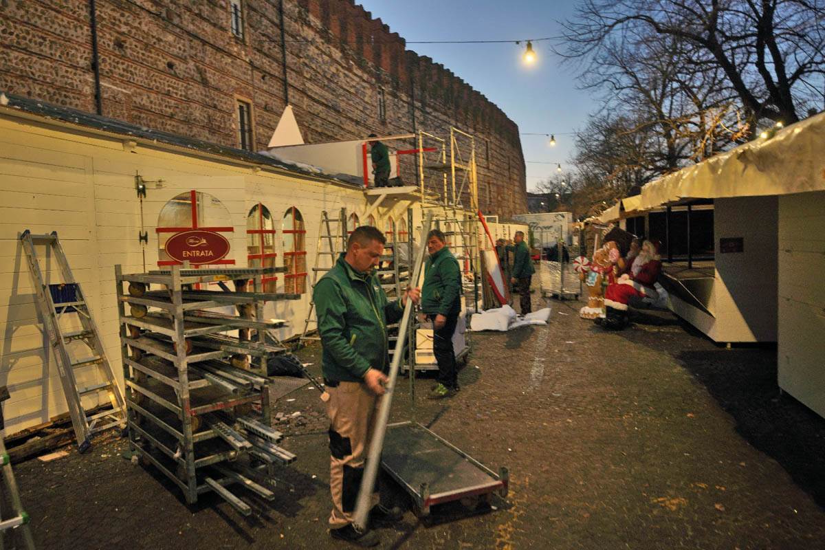 Mercatini di Natale di Verona 2024 - Disallestimento