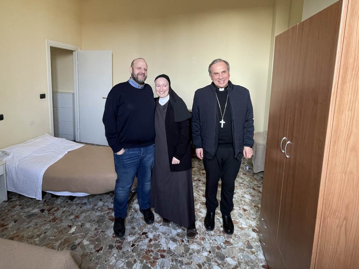 Vescovo senza dimora