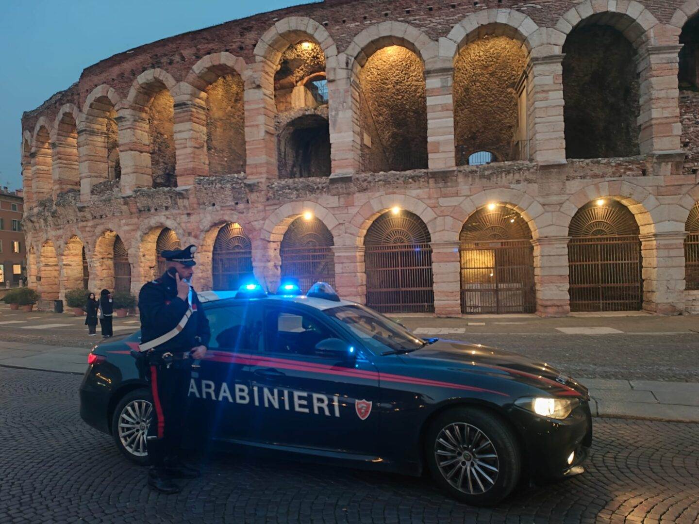 carabinieri verona piazza bra arena