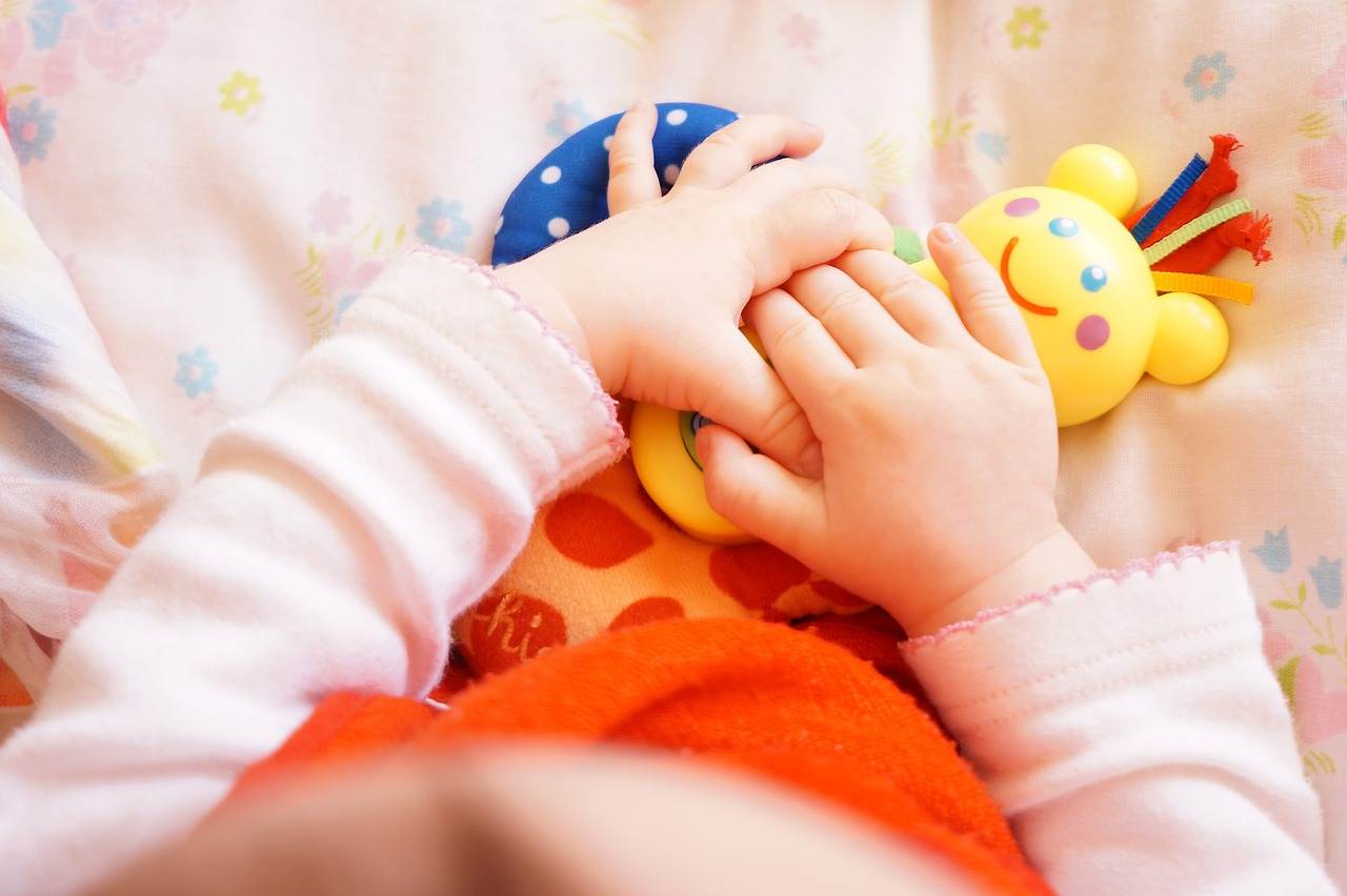 neonato bambino nido d'infanzia nidi bimbi