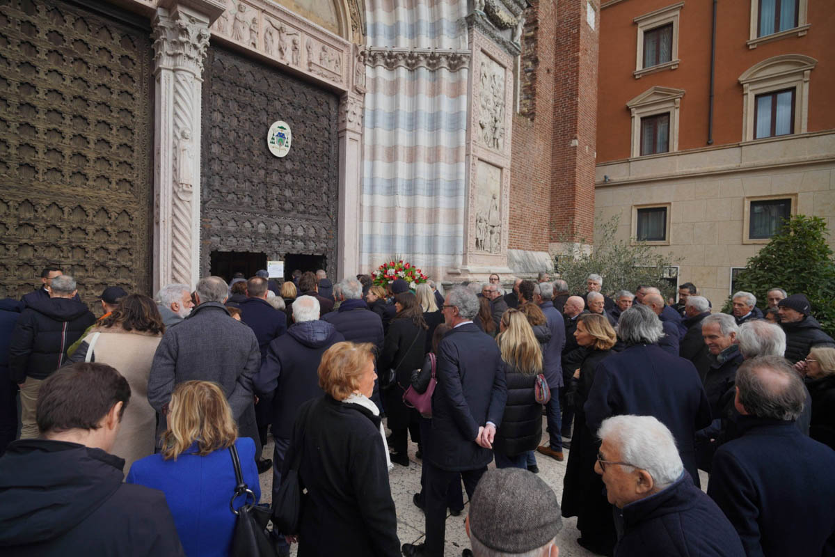 Funerale Giordano Veronesi