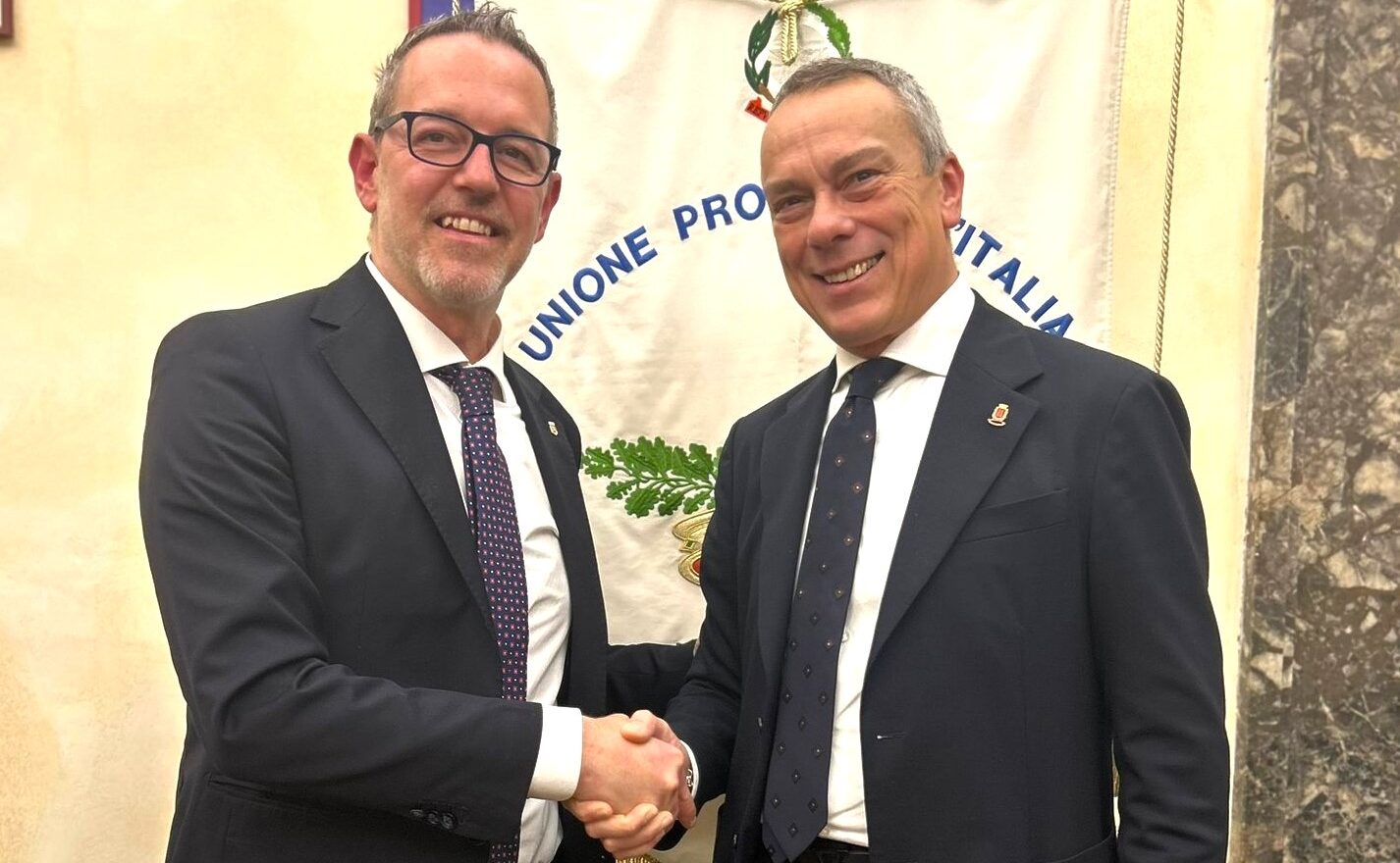 Il Presidente Upi, Pasquale Gandolfi, e il Presidente della Provincia di Verona Flavio Massimo Pasini