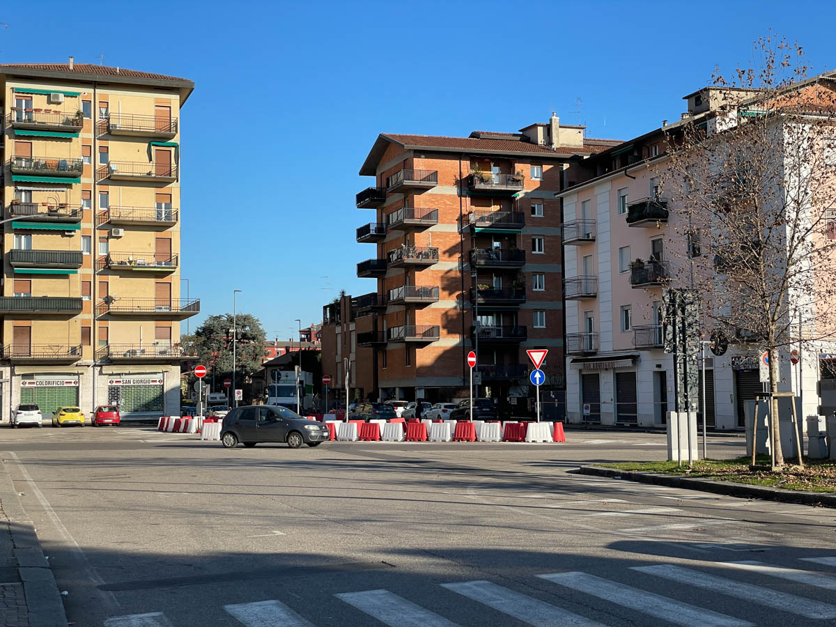 Terza Circoscrizione - quartiere Stadio - incrocio via Palladio-Fra Giocondo