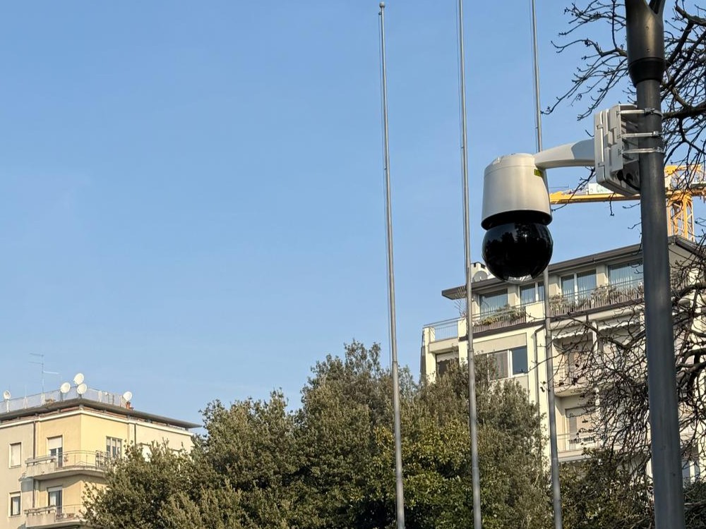 Telecamera piazza Vittorio Veneto a Verona