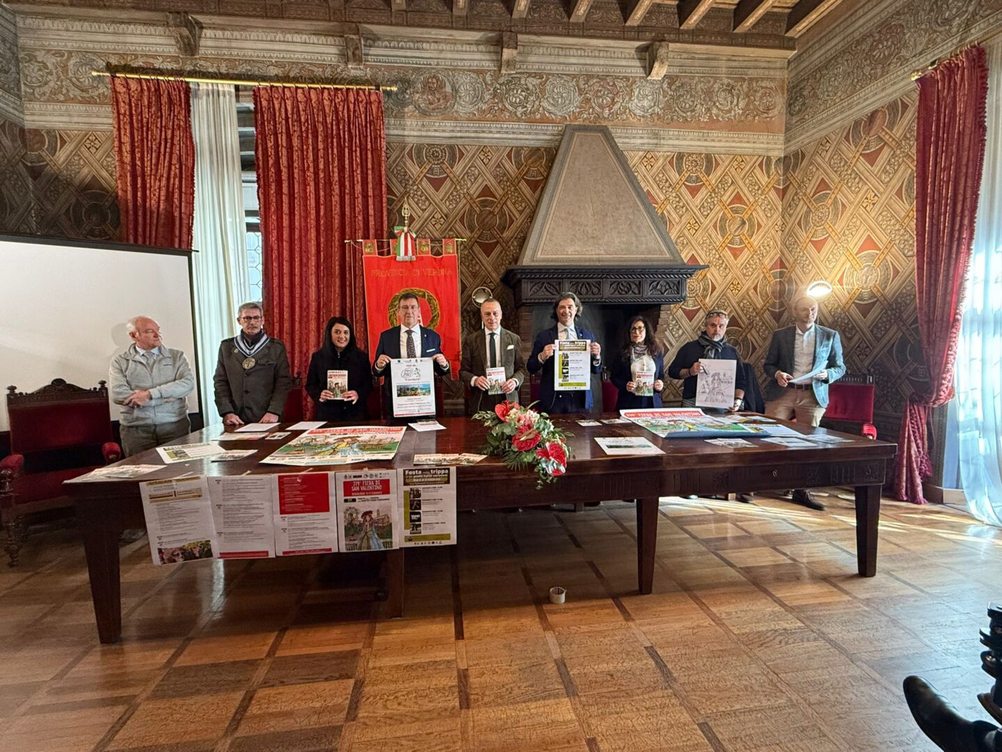 da sinistra Venturini, Checchini, Iaquinta, Brizzi, Pasini, Amantia, Bin, Espen, Fontana Bussolengo fiera san valentino