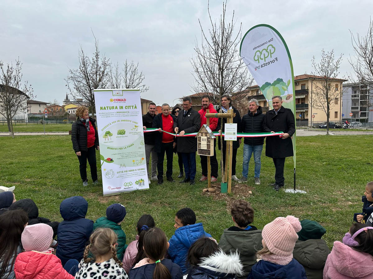 Bussolengo - piantumazione parco Sampò