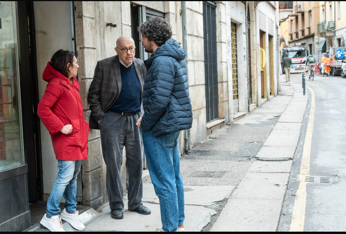 Cantiere Veronetta - Rotta e Ferrari incontrano commercianti