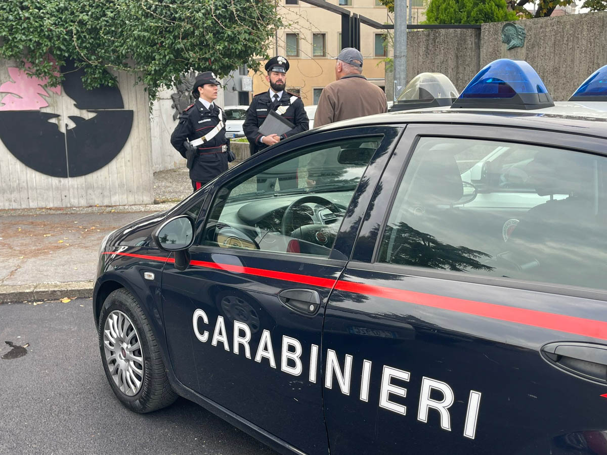 Carabinieri truffe anziani