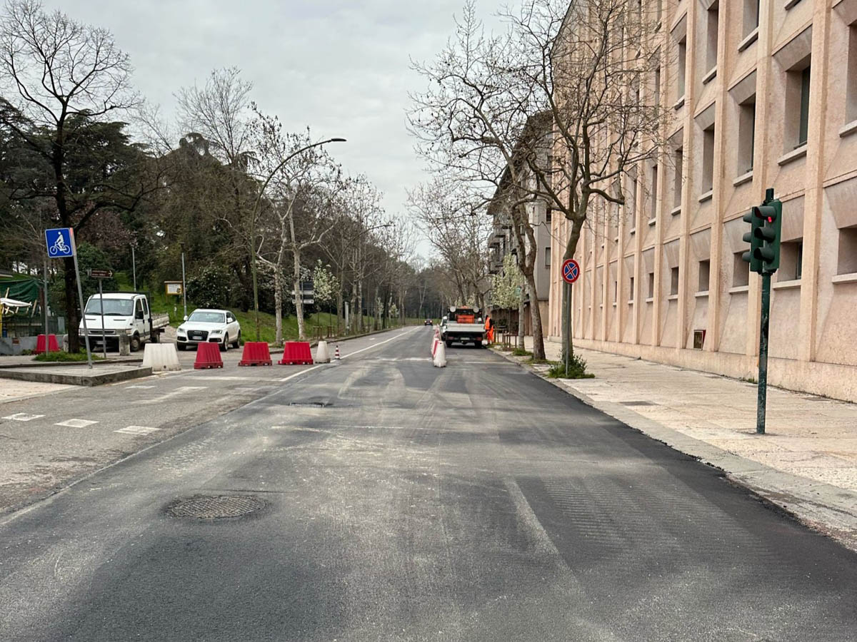 Nuovo asfalto Verona - circonvallazione Oriani