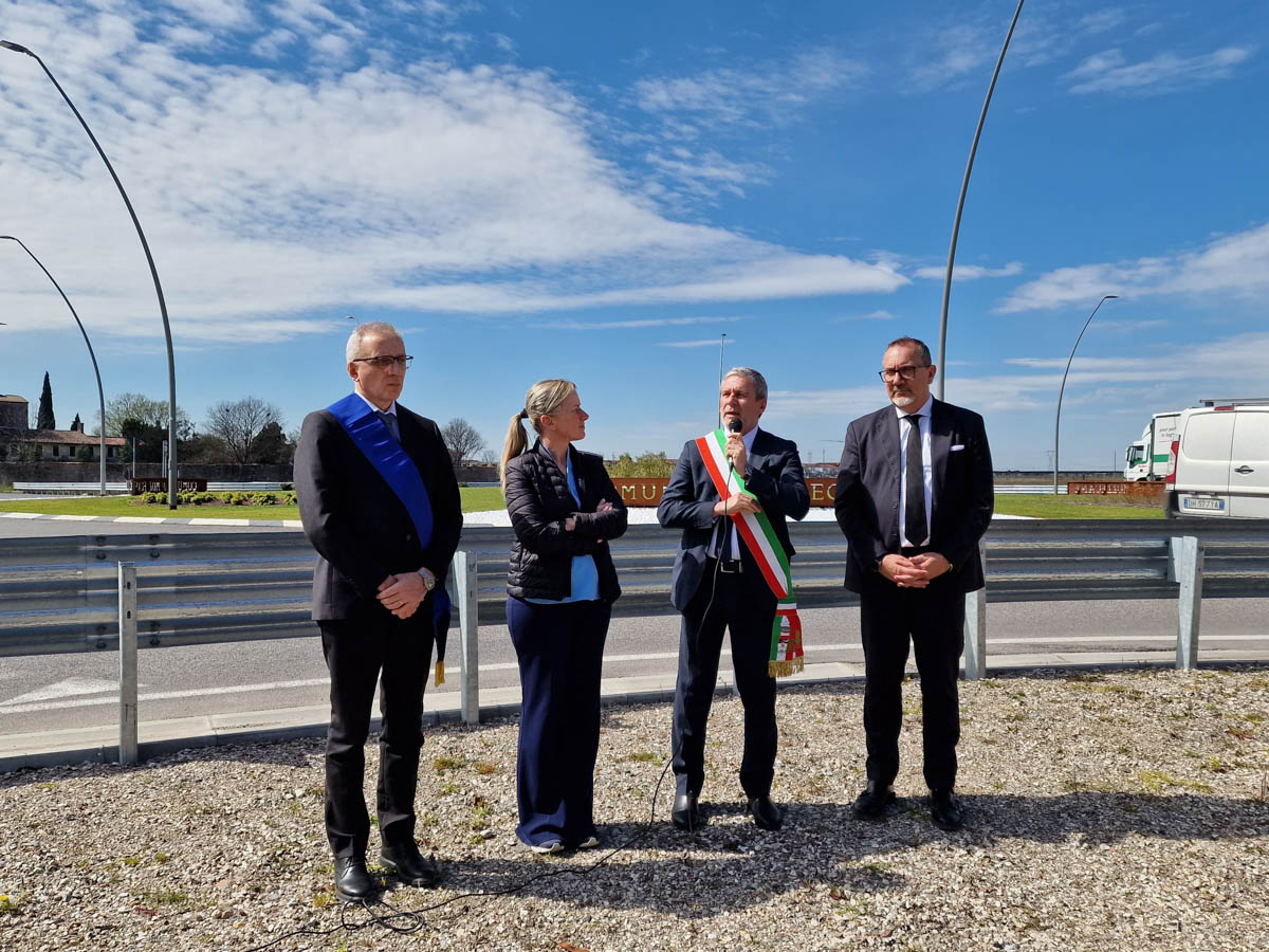 Rotatoria Mozzecane SP3-SR62