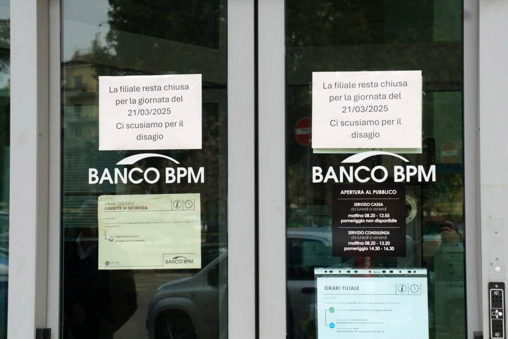 Suicidio Banco BPM via IV Novembre Verona