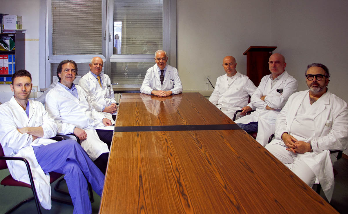 ULSS 9 Il dott Curti al centro con i Direttori di UOC del Dipartimento-Chirurgico Osp Legnago