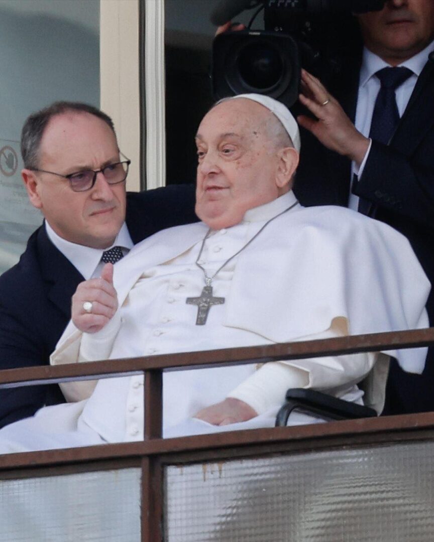 Papa Francesco Gemelli ospedale