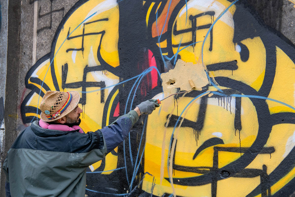 CIBO murales graffiti best before mostra