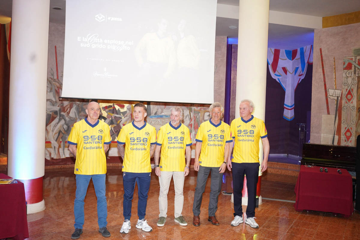 I protagonisti dello scudetto alla presentazione delle celebrazioni dell'Hellas Verona