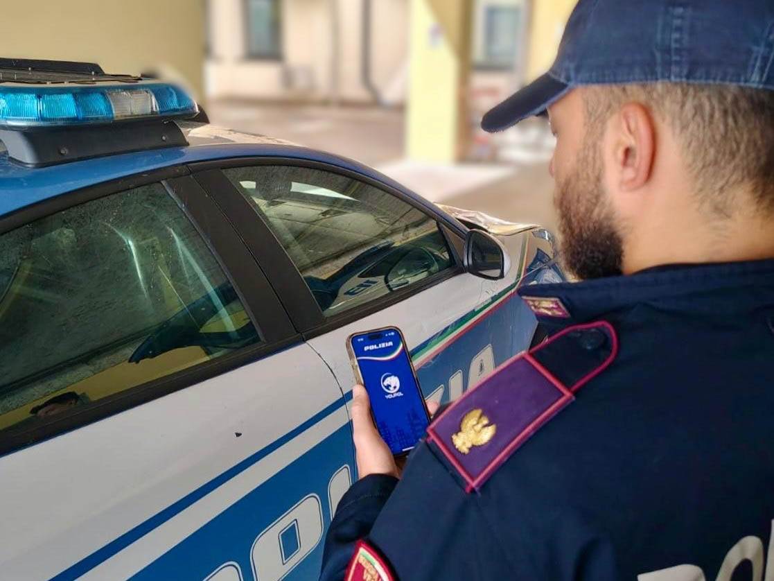 Polizia di Stato - Volanti - Furto - App youpol