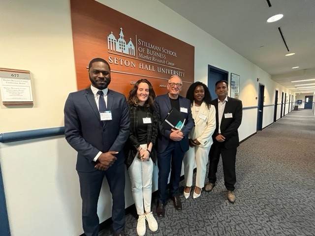 Stillman School of Business della Seton Hall University Biblioteca Capitolare Verona Mons. Bruno Fasani