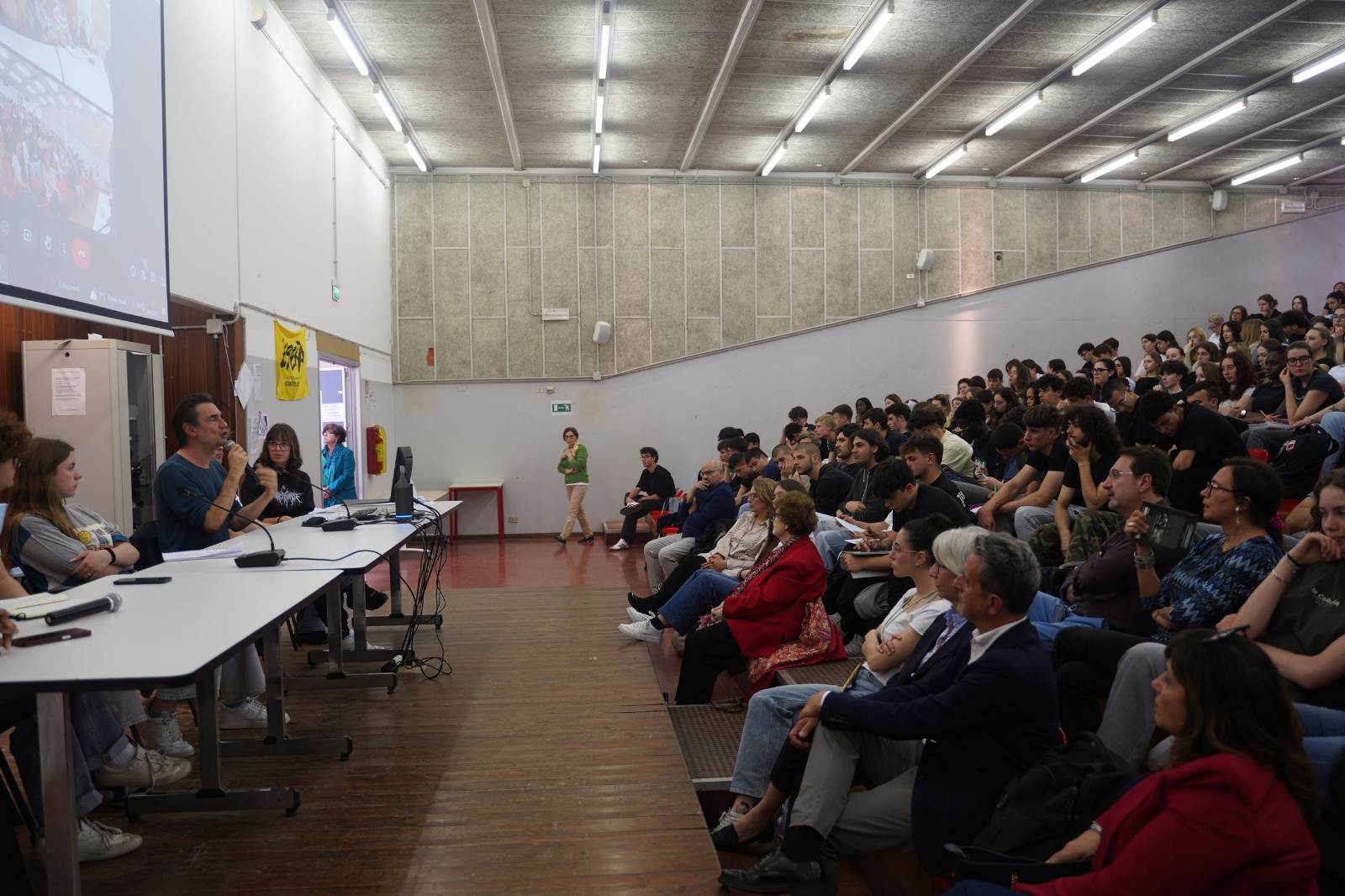 Fabrizio Gifuni Aldo Moro