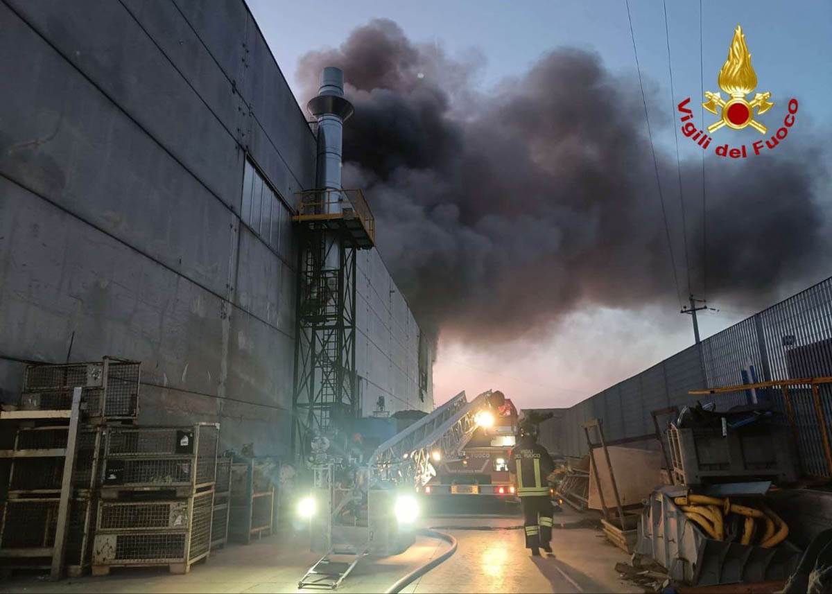 Incendio Angiari Stena Recycling