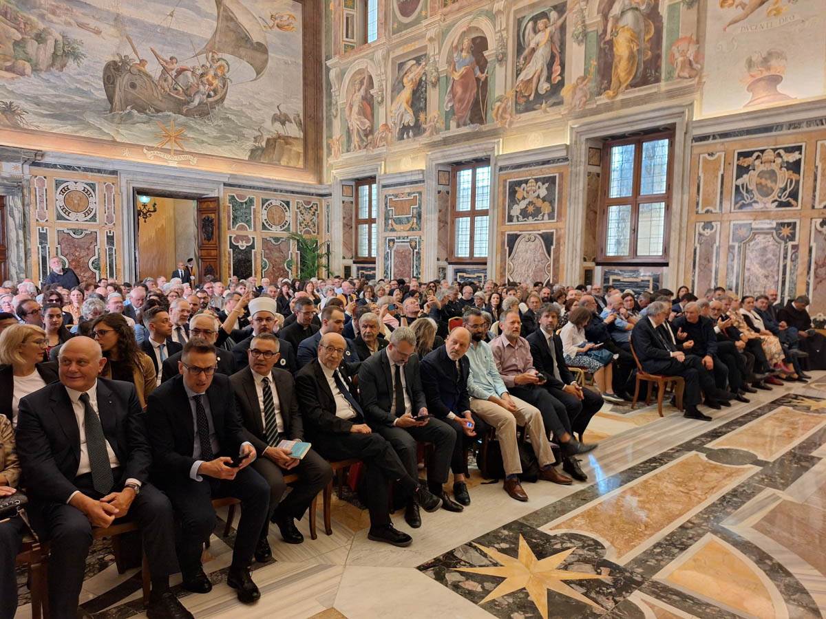 Udienza movimenti popolari Arena di Pace da Papa Leone XIV