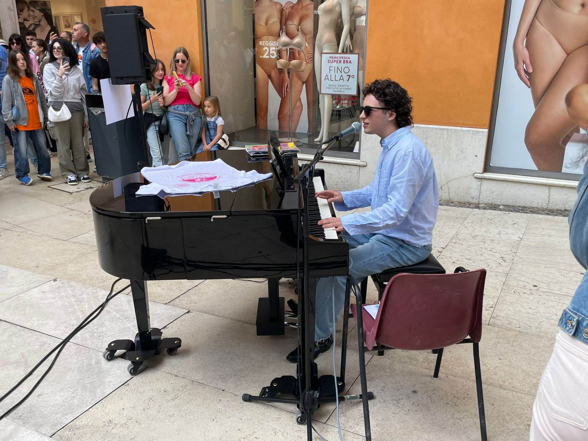 lorenzo salvetti in via mazzini