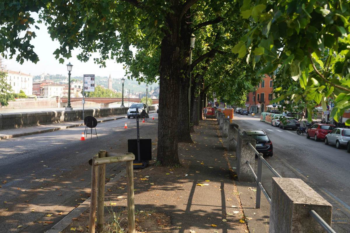 Cantiere Veronetta - lavori lungadige Pasetto