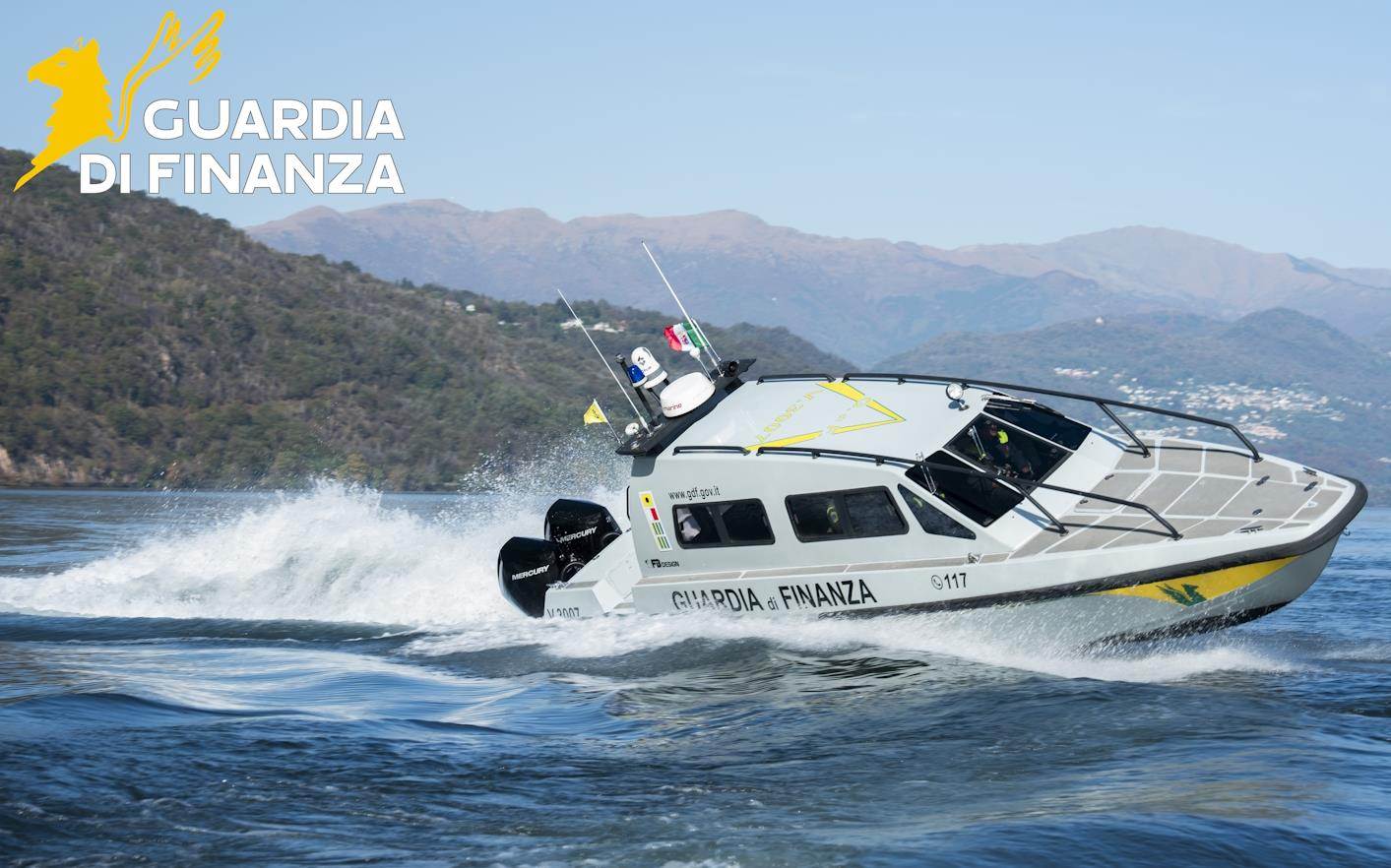 Guardia di Finanza Brenzone natante deriva Lago di Garda (2)