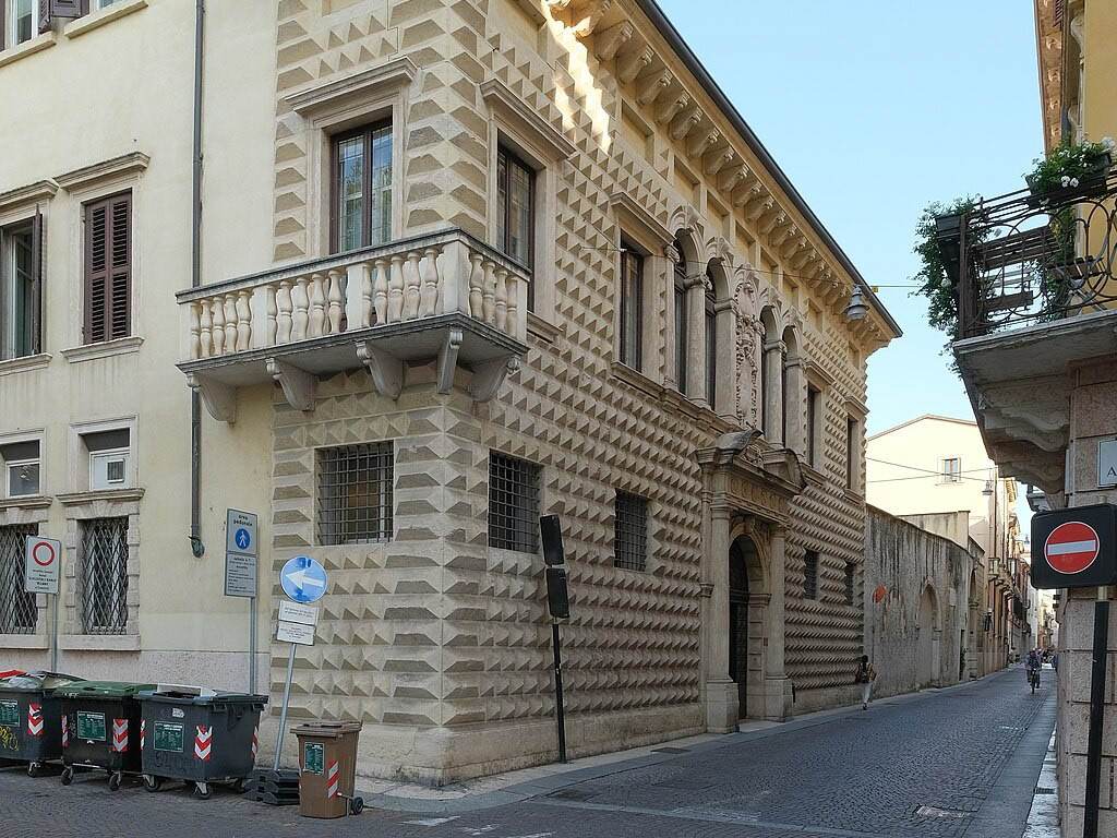 Palazzo Diamanti Verona - sede Agec - Foto Andrea Bertozzi