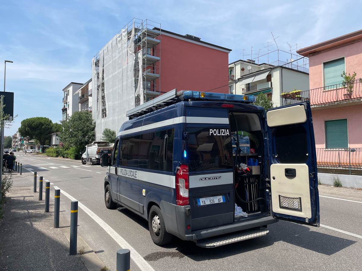 Il luogo dell'investimento del 14enne fra via Tanaro e via Tevere a Verona