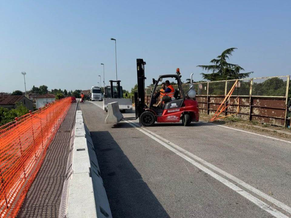 San Bonifacio - lavori cavalcavia per Monteforte