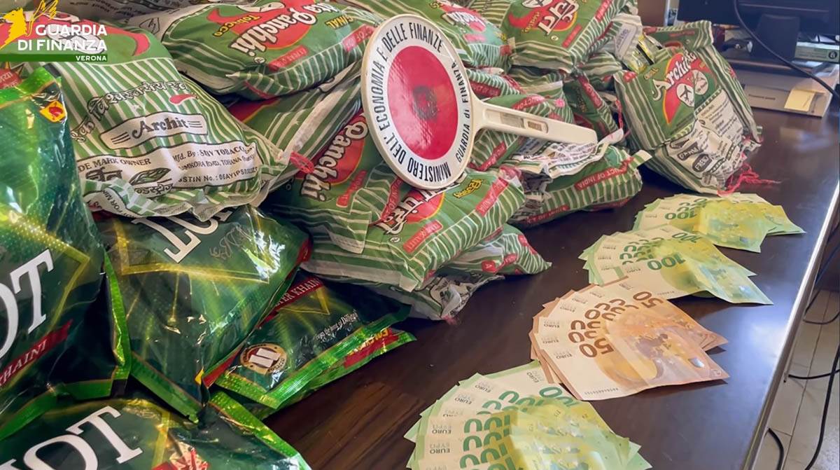 Tabacco contrabbando Guardia di Finanza
