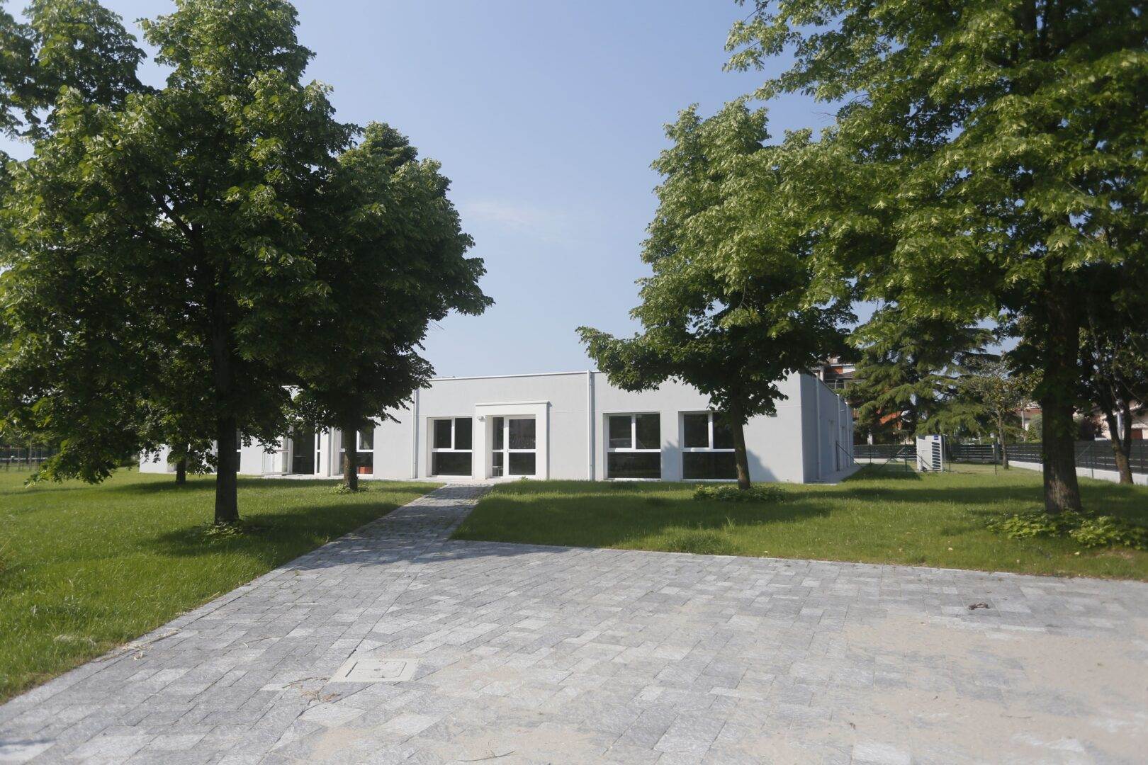 nuovo centro polifunzionale spazio famiglie castelnuovo del garda