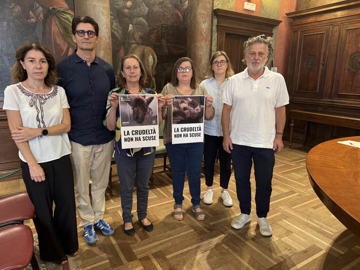 campagna contro maltrattamenti animali