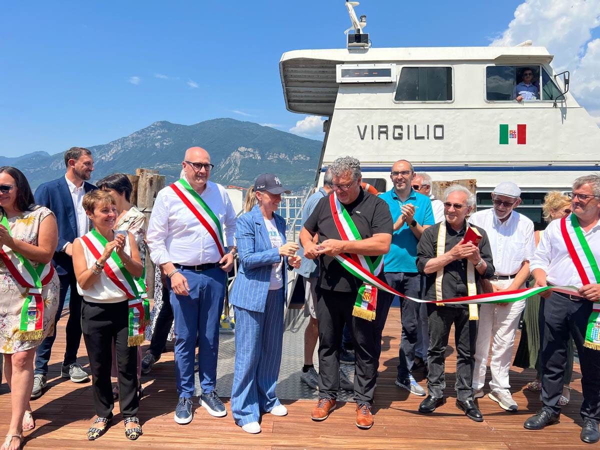 Taglio del nastro del nuovo pontile a Brenzone sul Garda