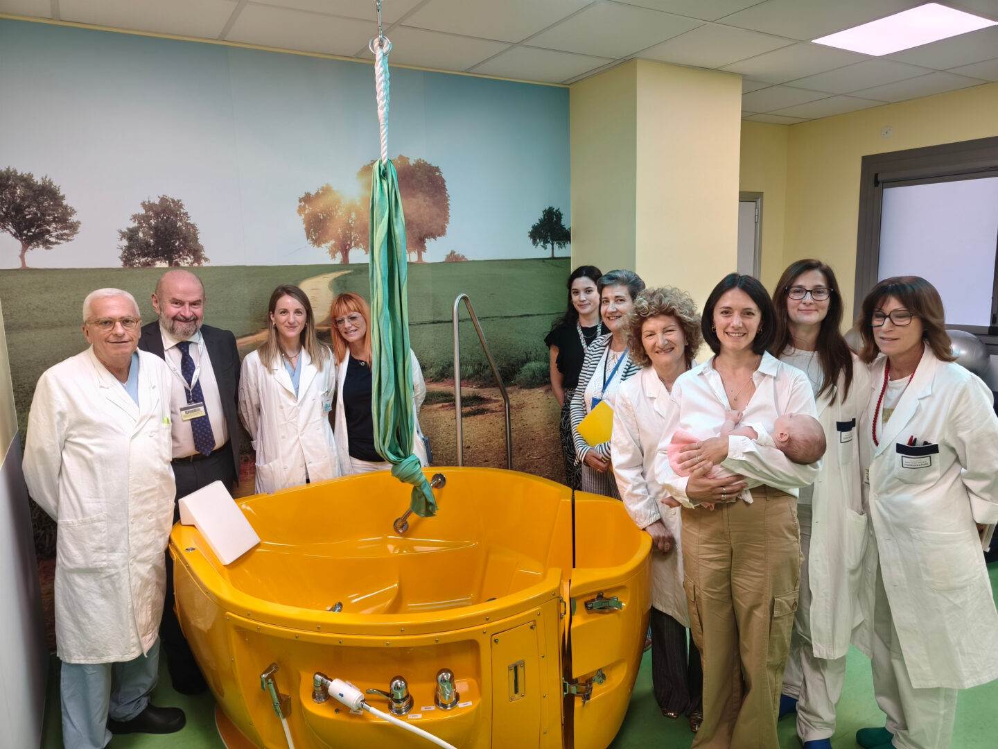 Nuovi servizi mamme AOUI Verona piscina travaglio parto