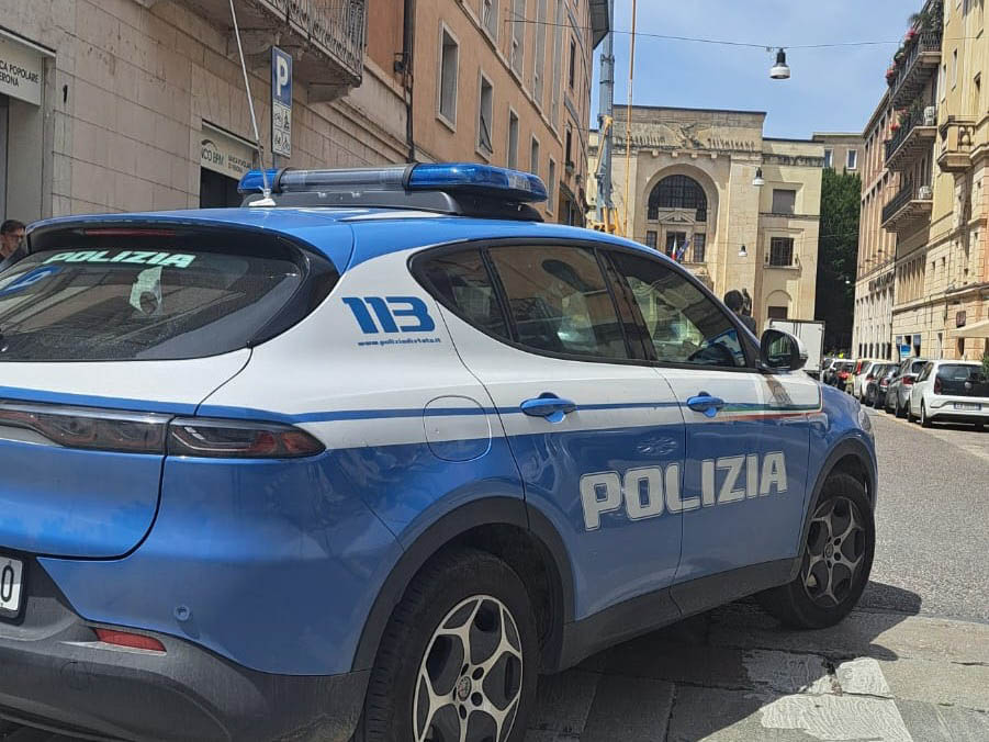 Polizia di Stato - Verona via dei Mutilati - Tentata rapina impropria