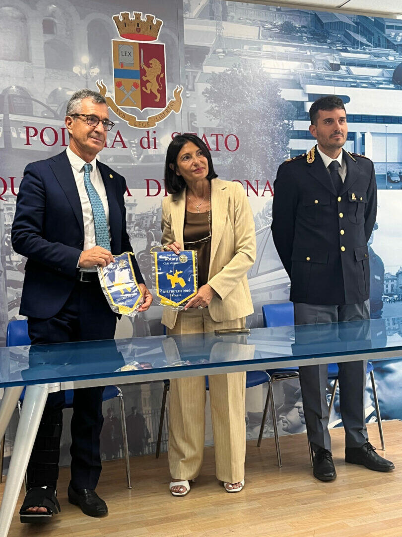 Questura Rotary permessi di soggiorno software (1)