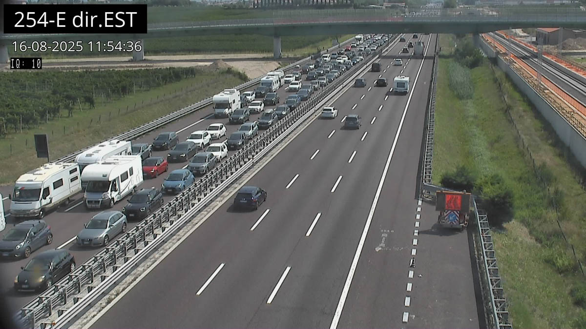 Incidente in A4, code fra Peschiera e Sirmione in direzione Milano (16 agosto 2025)